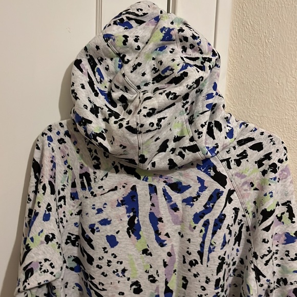 NWOT Calvin Klein Performance Sweatshirt - Picture 5 of 10